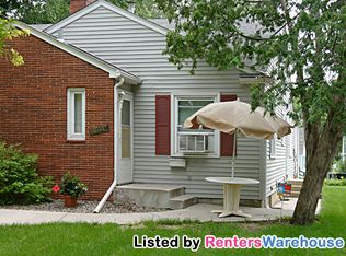 305 7th Ave N, Hopkins, MN 55343