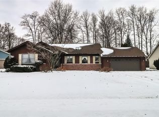 33 Geiger Cir, Rochester, NY 14612