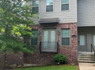1771 W Nettleship St, Fayetteville, AR 72701