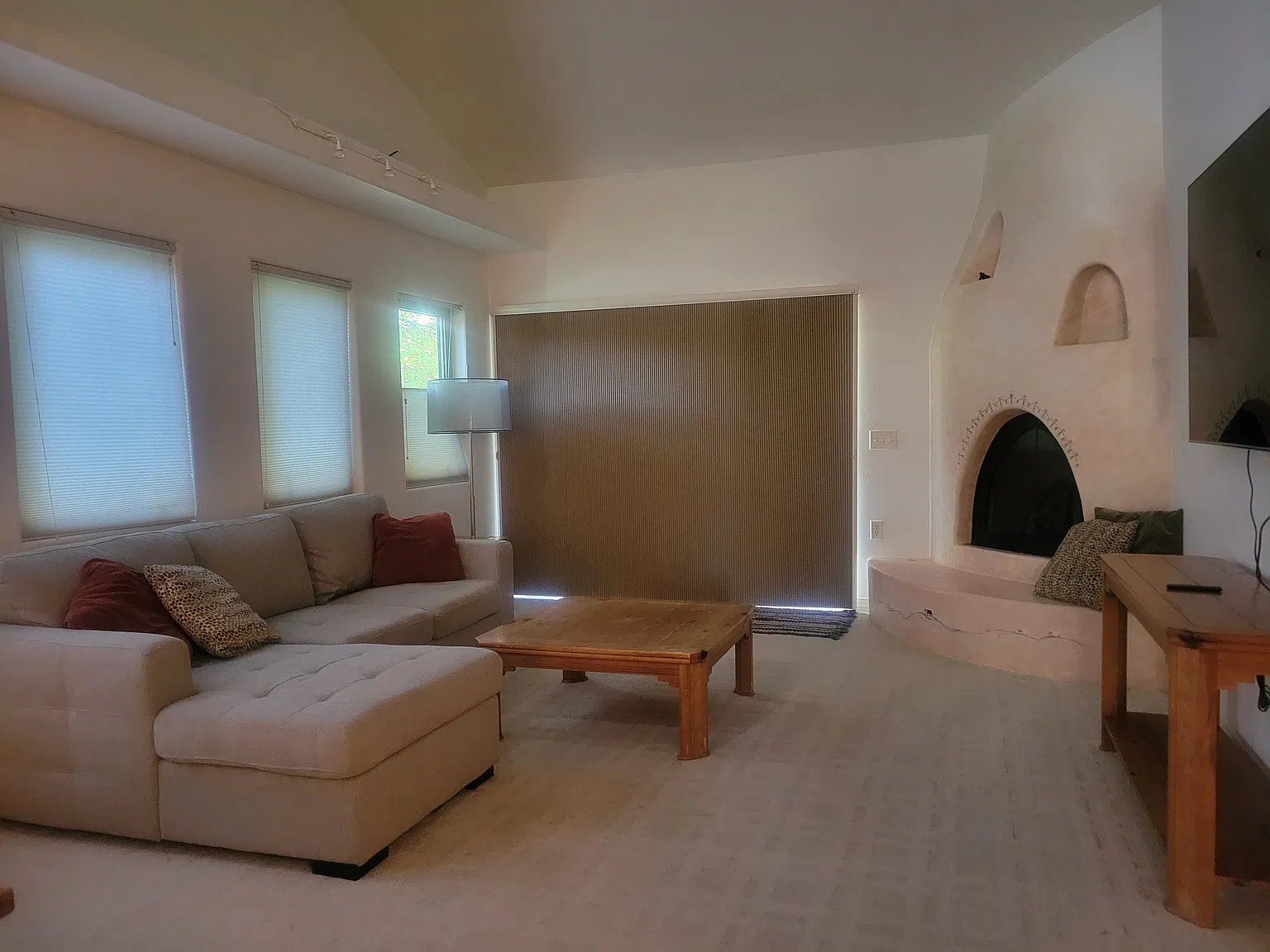 2 bed, 1490 sqft, $2,600 — Photo 1