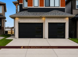 17051 45th St NW, Edmonton, AB T5Y4C9