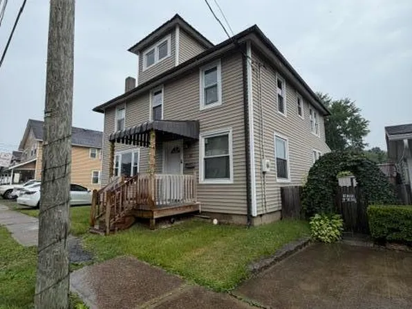 11 Franklin St, Larksville, PA 18704