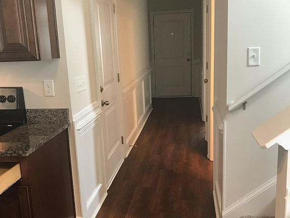 3rd image of 1820 Lauren Ln #1820