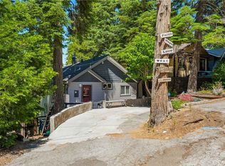 721 Ivy Ln, Lake Arrowhead, CA 92352