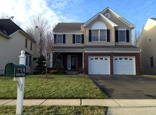 9 Juliet Ct, Princeton, NJ 08540