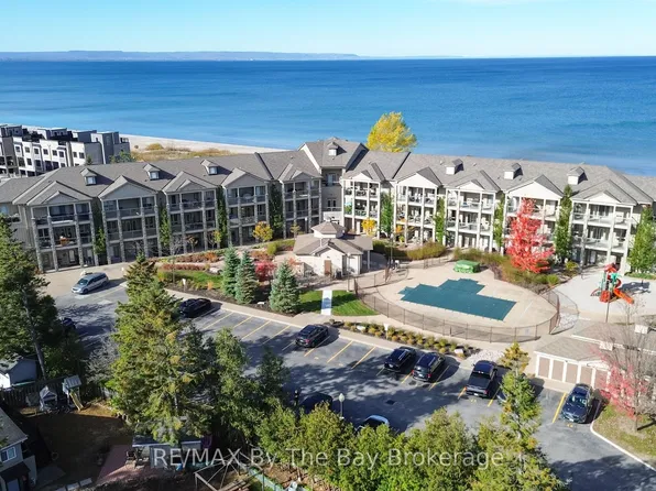 764 River Rd E #206, Wasaga Beach, ON L9Z 2M7