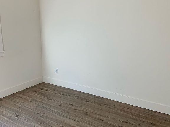 4th image of 1716-1720 13th St #2B-1BA-698SQFT