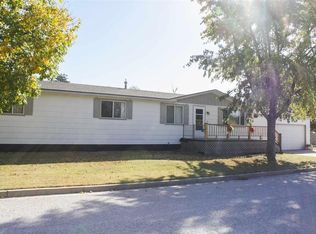 207 N Gray St, Saint John, KS 67576