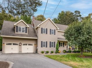 13 Lindor Rd, North Reading, MA 01864