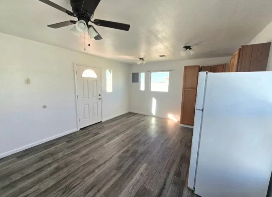 2 bed, 600 sqft, $900 — Photo 4