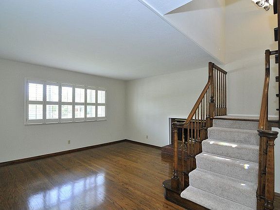 3rd image of 20058 Pacifica Dr