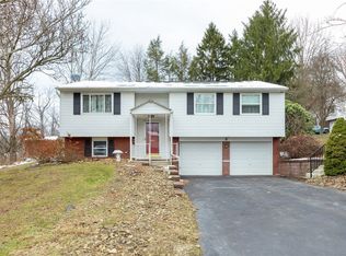 2 Lou Ann Ln, Delmont, PA 15626