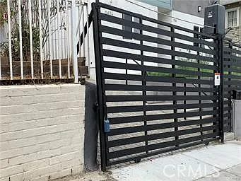 1143 Irolo St — Photo 20