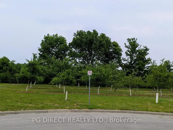 147 E Thrasher Dr, Amherstburg, ON N9V 4E6