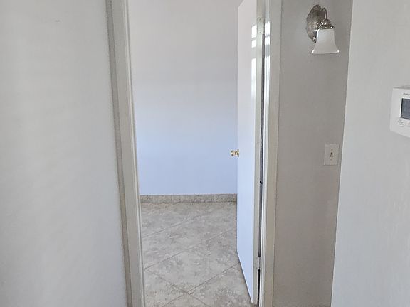 4th image of 88 N Winchester Rd #2