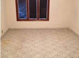 645 Hylan Blvd, Staten Island, NY 10305