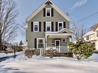 40 Pearl St, Reading, MA 01867