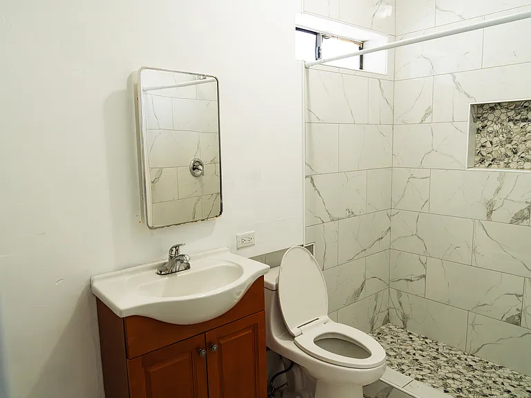 2340 Alisal Rd #A — Photo 7
