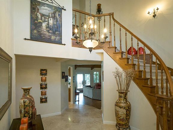5th image of 529 E Mallard Cir
