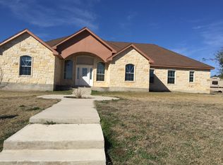 129 Nancy St, Del Rio, TX 78840