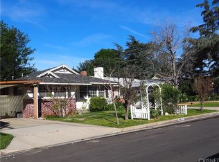 10911 Yarmouth Ave, Granada Hills, CA 91344