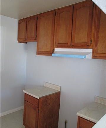 5th image of 3355 Beechwood Ave APT A