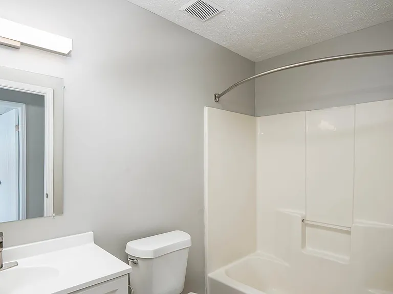 University Commons Apartments — Photo 44
