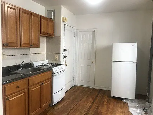 Rented by Prince Real Estate Associates LLC | media 7
