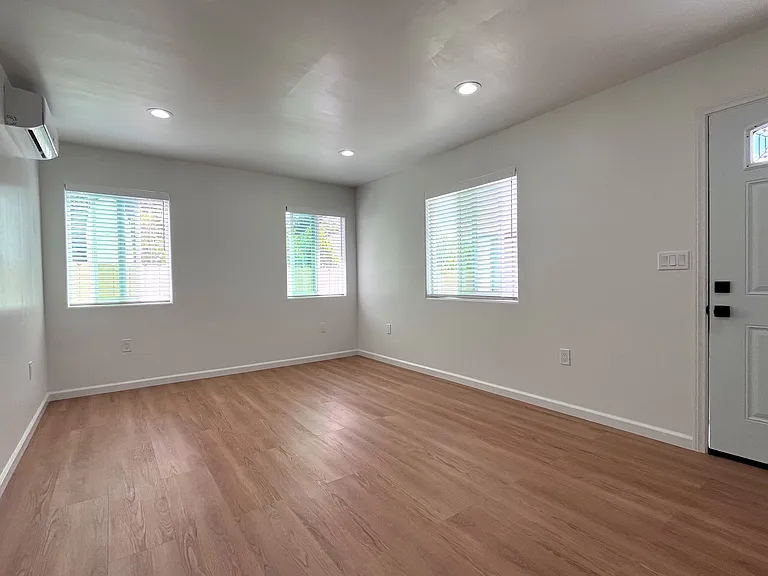 3913 San Lorenzo Ct #1 — Photo 7
