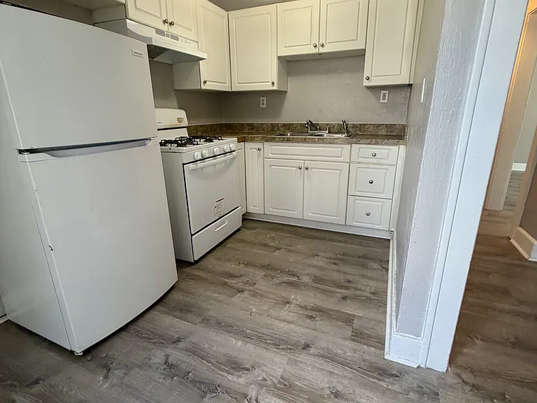 1717 S Park Ave #4 — Photo 7