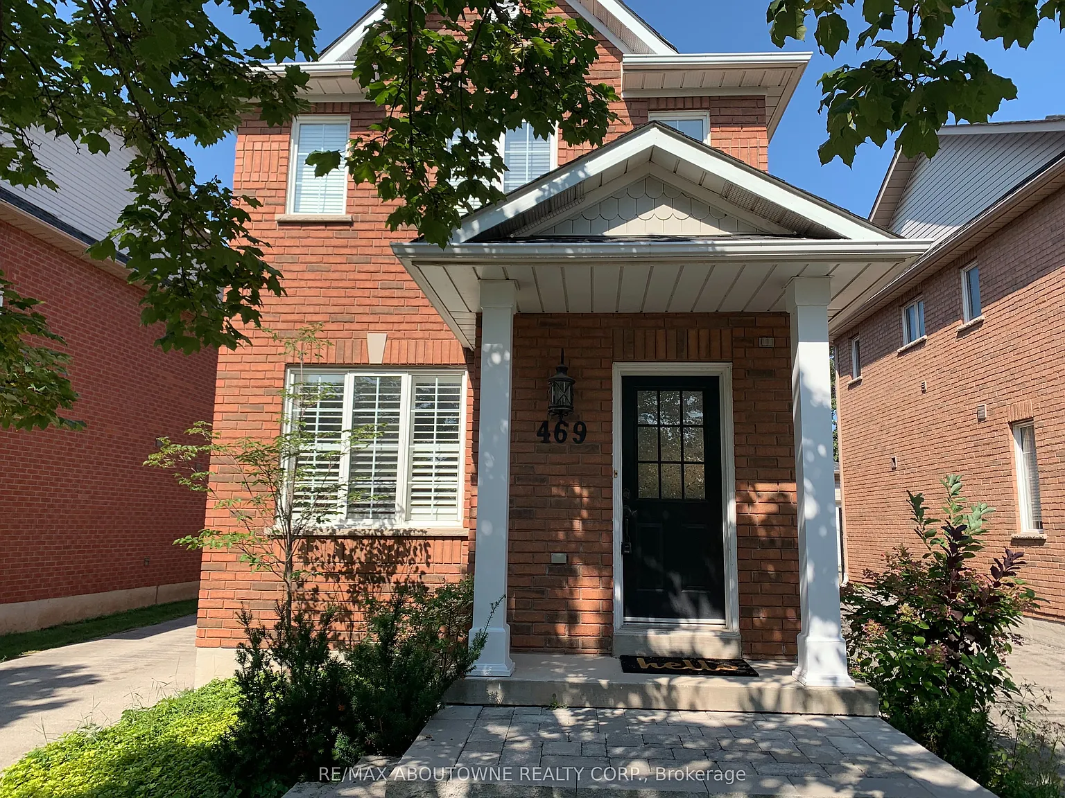4 bed, $4,000 — Photo 2