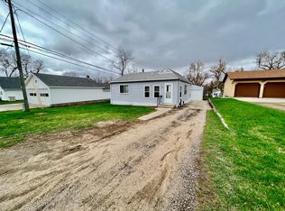 1013 E Alcott Ave, Fergus Falls, MN 56537