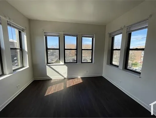 3 bed, 1500 sqft, $2,400 — Photo 1