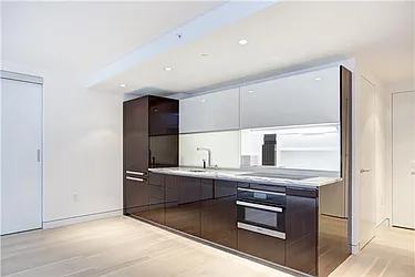 Rented by (Legacy) Elegran