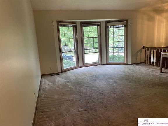 4th image of 1103 Sterling Dr