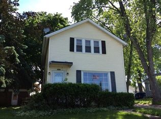 3405 Pearl St, McHenry, IL 60050