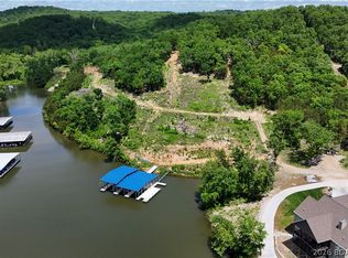835 Greenview Dr, Camdenton, MO 65020