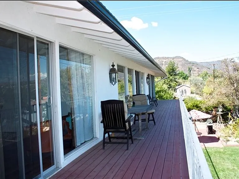 Deck