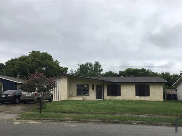 7623 Gallop Dr, San Antonio, TX 78227