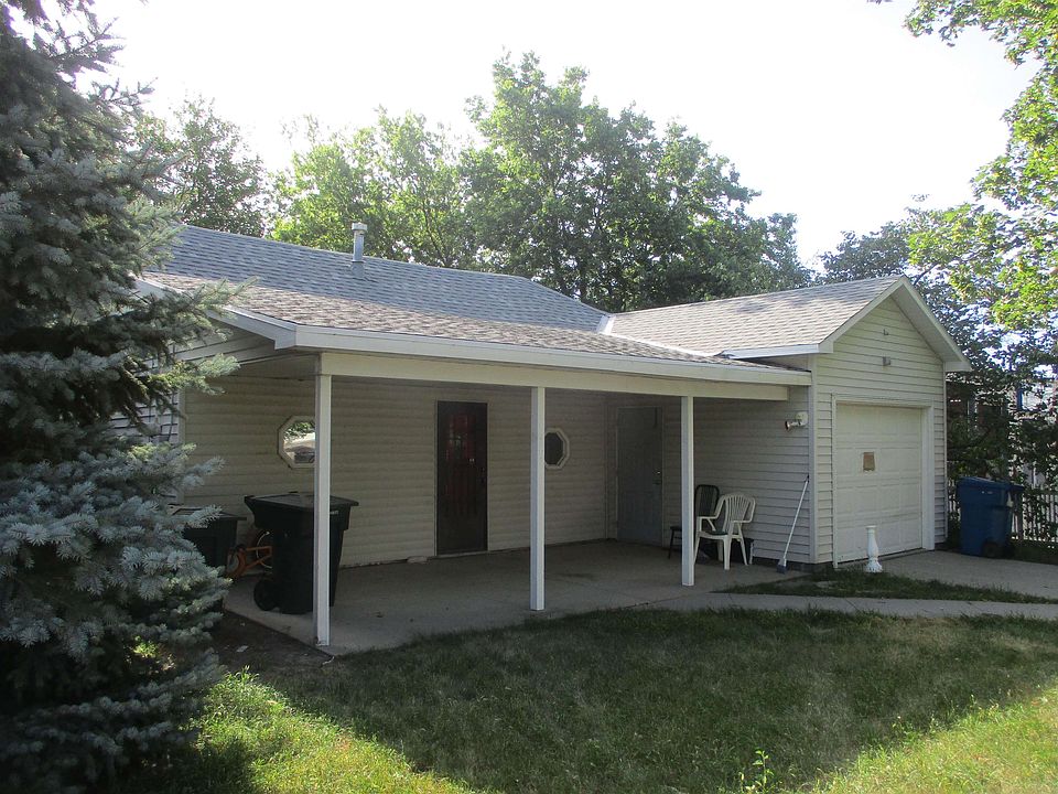 1st image of 1225 A Ave