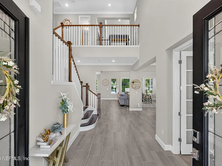 22 Azura Point — Photo 3