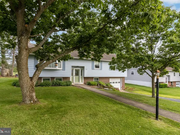 118 Ridge Ave, Centre Hall, PA 16828