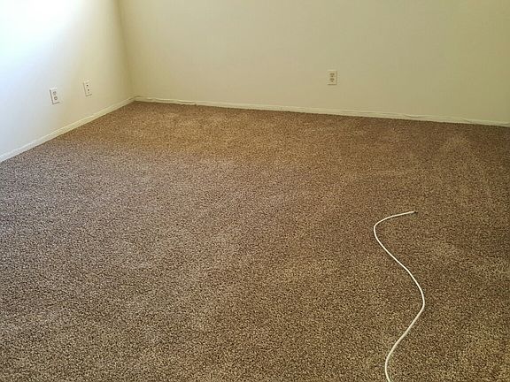 4th image of 1241 W Rosewood Ct APT B