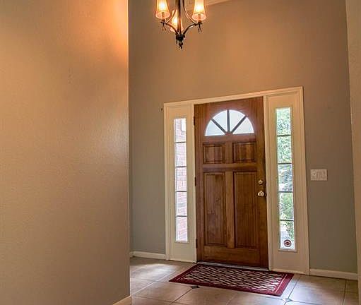 2nd image of 10123 Prospect Hill Dr
