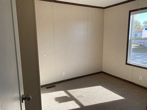 4th image of 150 Carriage Ln #150