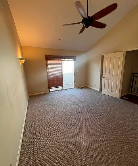 301 Diamond St #B — Photo 15