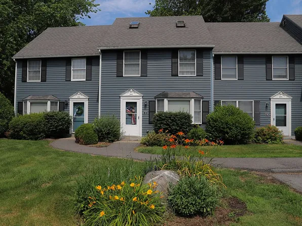 43 Baldwin Dr, Bangor, ME 04401