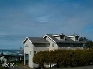 227 Shell St, Yachats, OR 97498