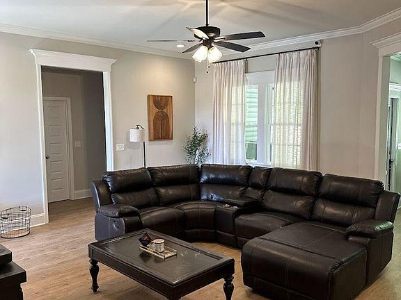 4th image of 3840 Renee Pl