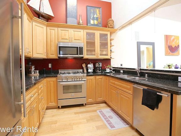 2nd image of 3444 16th St #3444